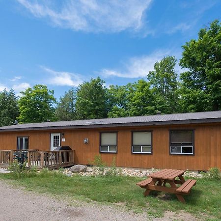 Madawaska Lodge-Cottage Eksteriør bilde