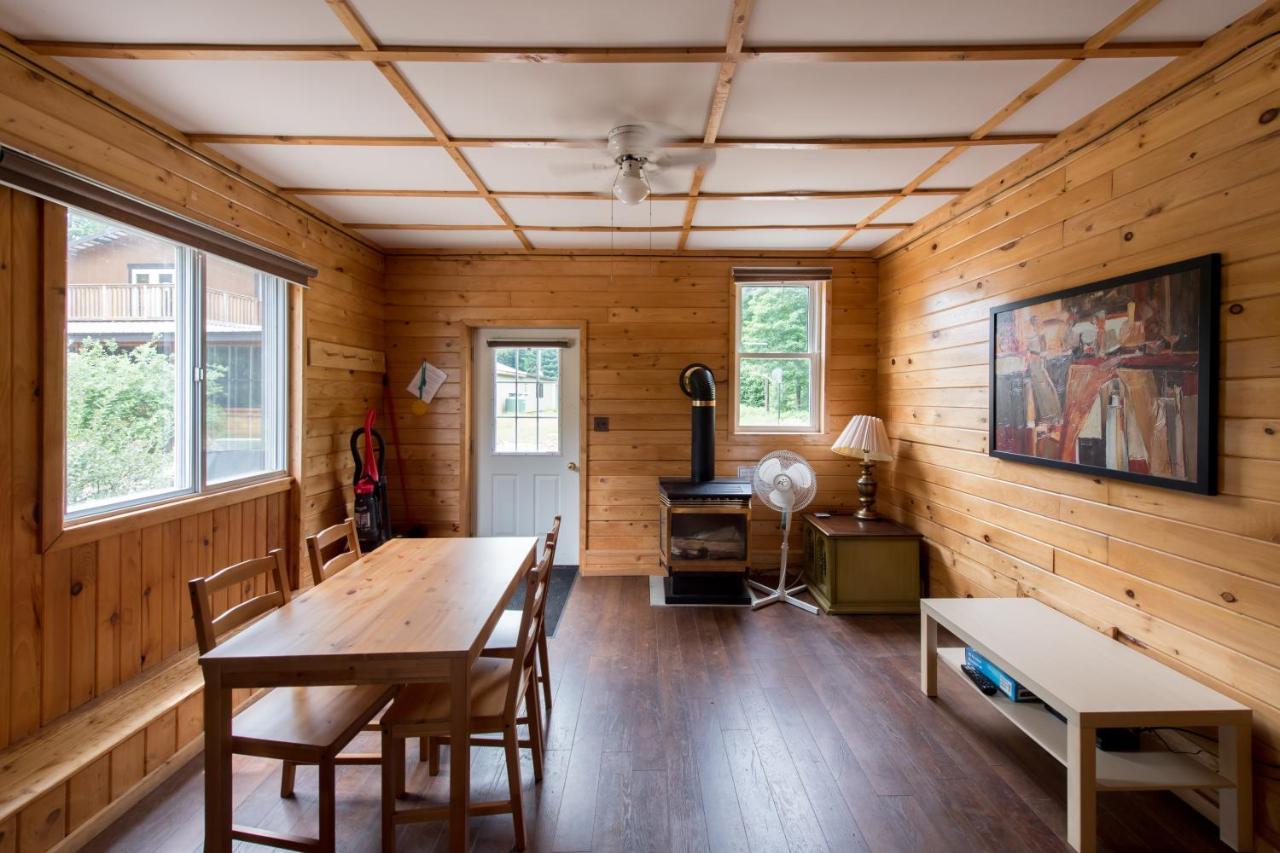Madawaska Lodge-Cottage Eksteriør bilde