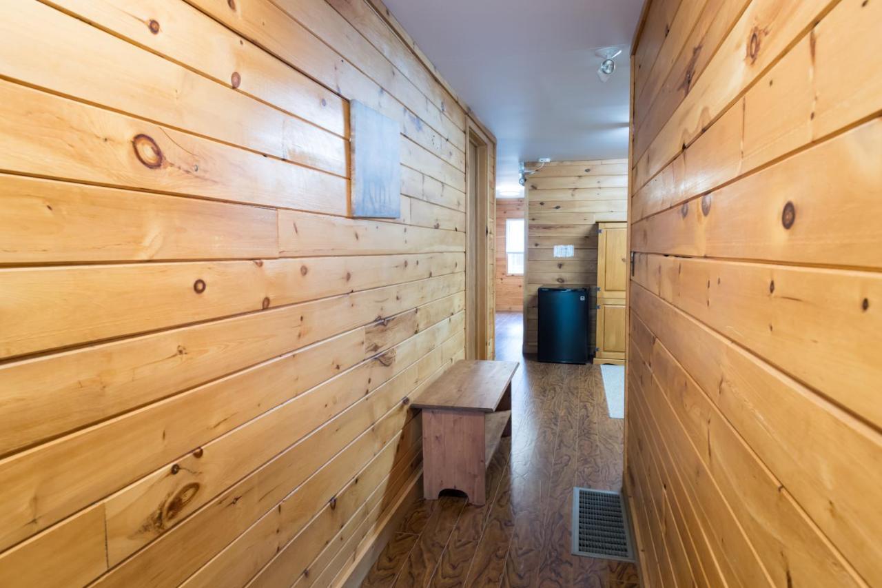 Madawaska Lodge-Cottage Eksteriør bilde