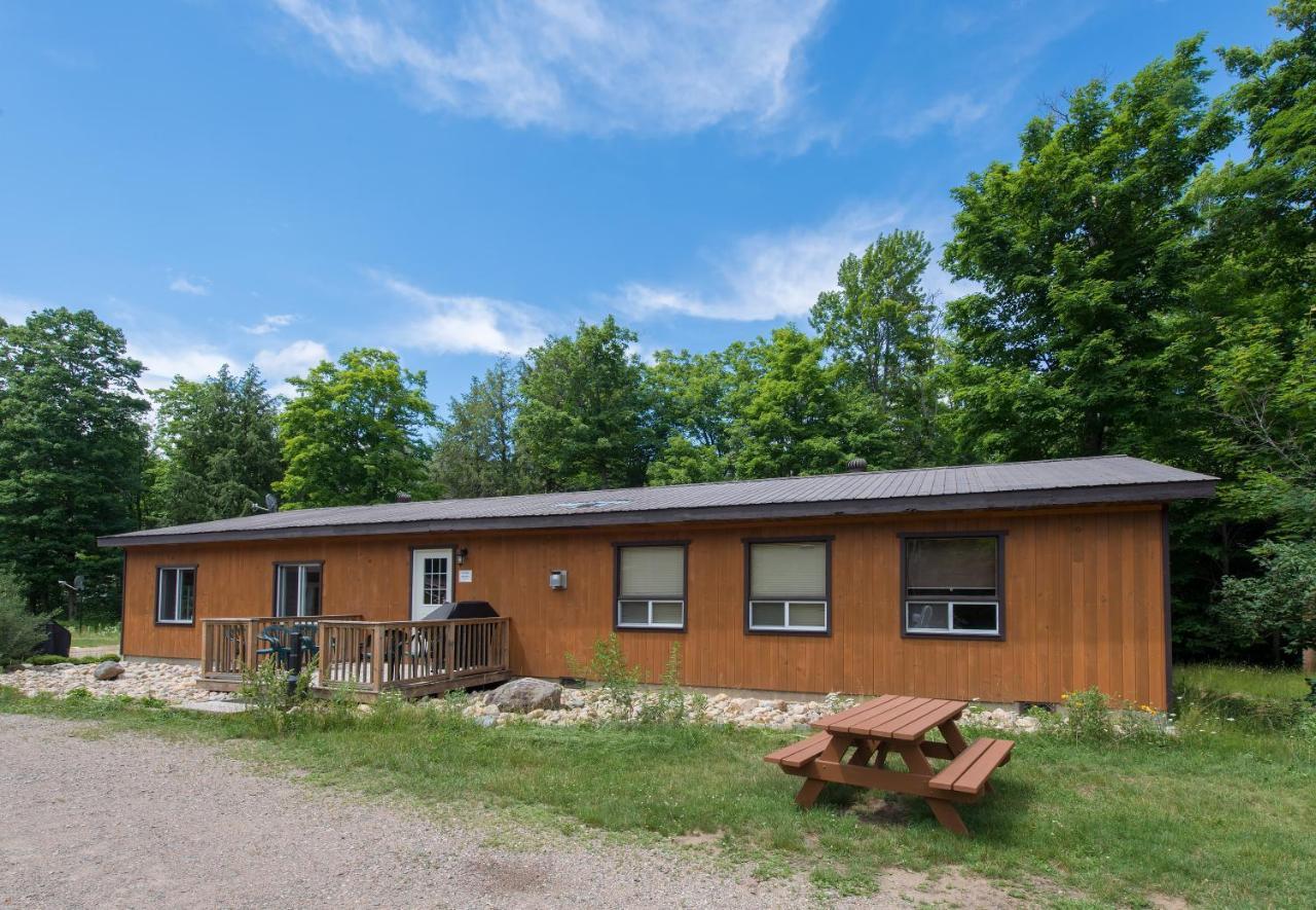 Madawaska Lodge-Cottage Eksteriør bilde