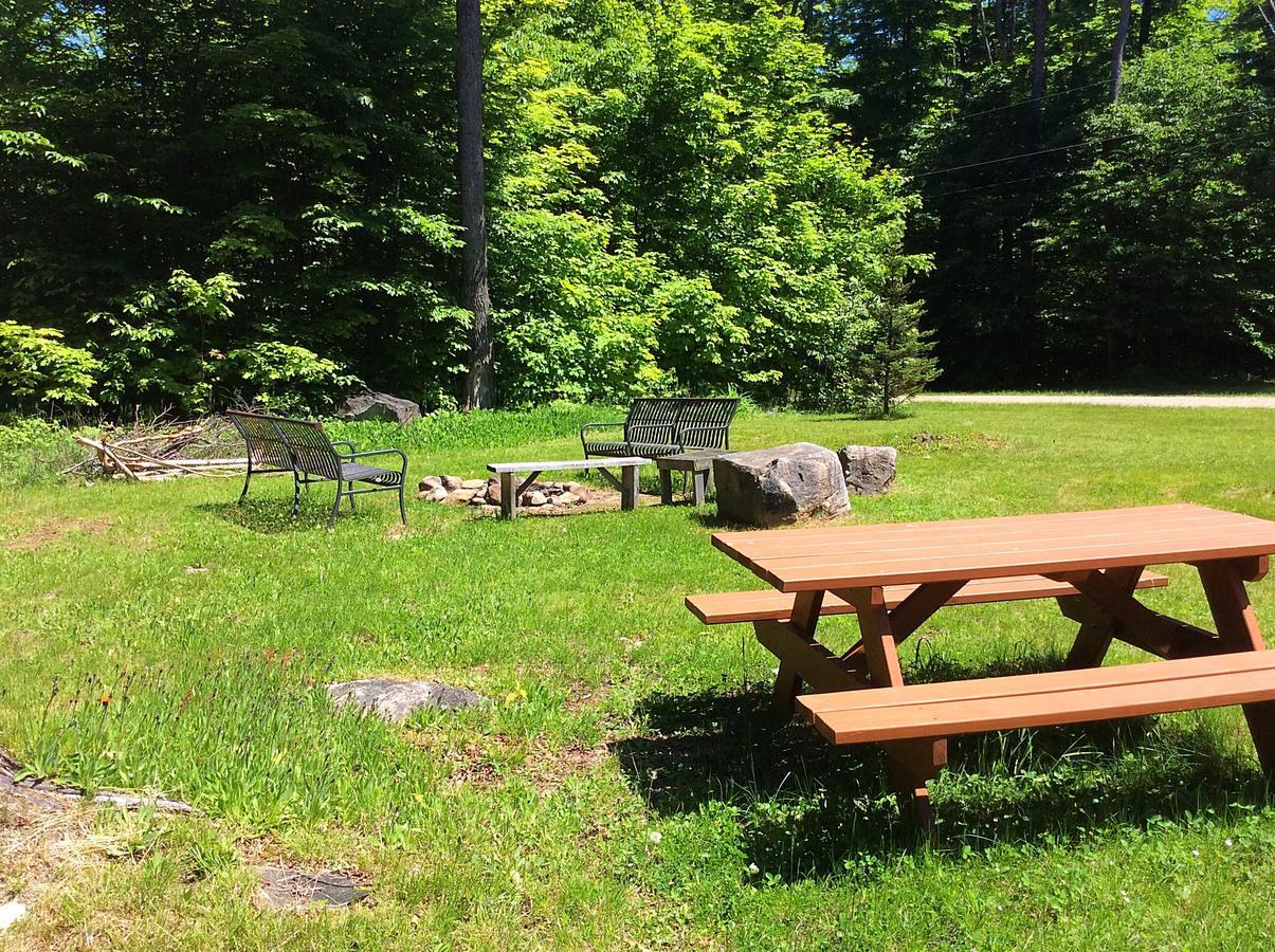 Madawaska Lodge-Cottage Eksteriør bilde