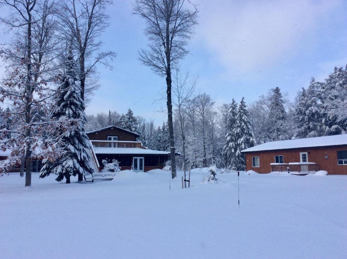 Madawaska Lodge-Cottage Eksteriør bilde